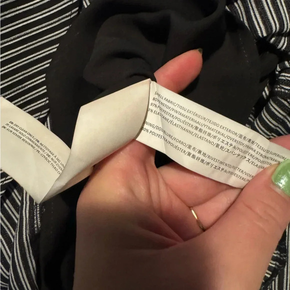 J.O.A. Stripe Ruffle Faux Wrap Dress XS - Picture 7 of 7